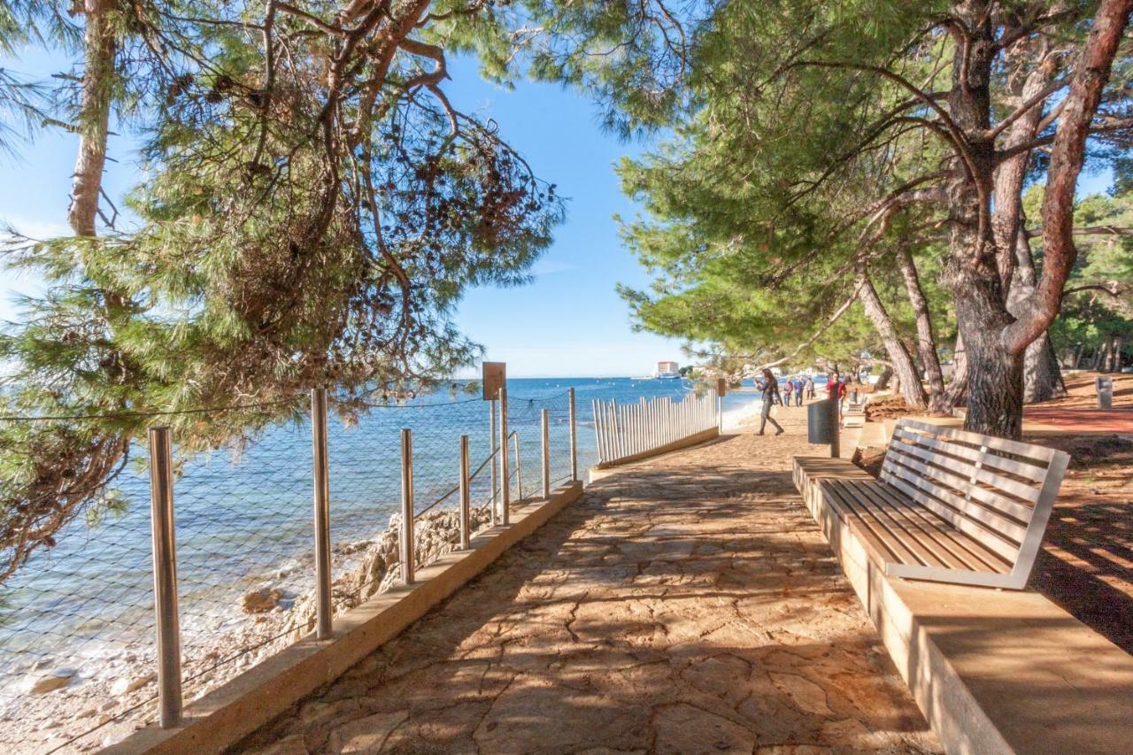 Villa California Poreč Exteriör bild