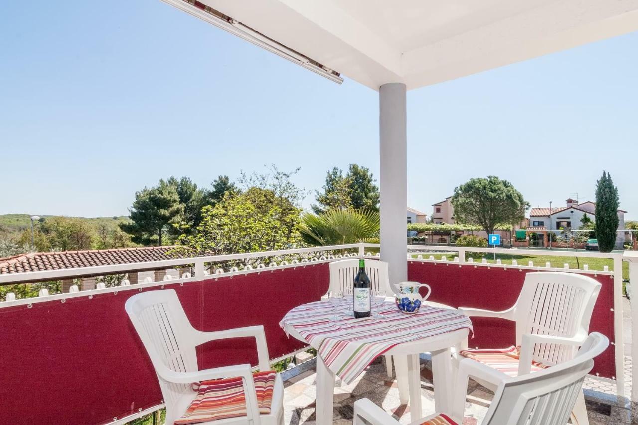 Villa California Poreč Exteriör bild